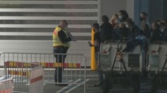 Mutace koronaviru zasáhla Británii. Češi nemůžou na svátky domů