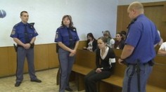 Zabila novorozenou dceru, aby jí nezničila kariéru: Dostala 16 let