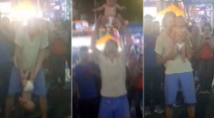 Muž s malou dcerou házel na ulici. Brání se, že šlo o umění