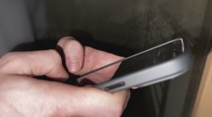 Podvodníci připravili ženu o více než 400 tisíc korun, použili QR kódy