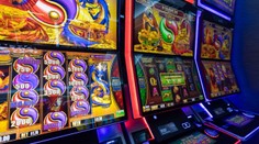 Stavař měl obrat klienty o miliony. Peníze na stavby domů skončily v kasinu