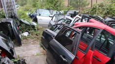 Bratři kradli auta na zakázku, dílů měli plný dvůr
