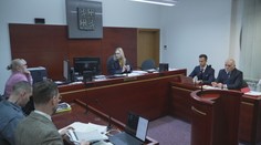 Ostravský zubař je před soudem. Pacientovi měl kvůli penězům vytrhat 18 zubů