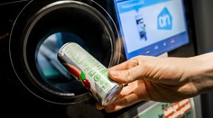 Zálohování PET lahví a plechovek: Vracet je můžete v dalších supermarketech