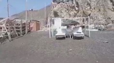 Pravda o Santorini: Plexiskla na plážích nejsou, zuří místní! VIDEO