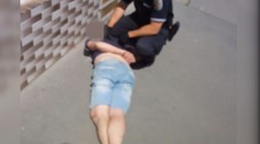 Řidič nadýchal přes 3,5 promile. Pak policisty dostal svými řečmi 
