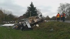 Dodávku na přejezdu smetl rychlík! Obětí podobných nehod přibývá