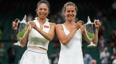 Pohádkový příběh Strýcové! Dva roky od porodu vyhrála Wimbledon ve čtyřhře
