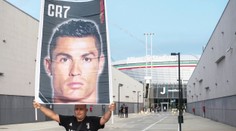 V Americe se Ronalda nedočkají. Může za to Real, nebo Nedvěd?