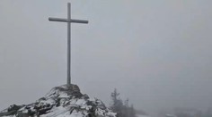 Babí léto ukončilo prudké ochlazení. Na Šumavě konečně sněží