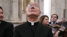 Velvyslanec Vatikánu v Praze zkolaboval na ambasádě