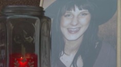 Nikol (22) zavraždil přítel, tělo spálil. Když viděl tu hrůzu, rozjel se proti stromu a zabil se