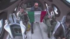 Uskutečnil se první komerční let na hranici vesmíru. Let zaplatila italská vláda