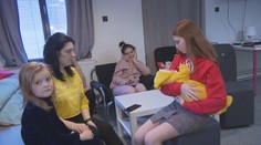 Řada uprchlíků v ČR může přijít o střechu nad hlavou. Hoteliérům začíná sezóna