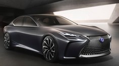 Japonský Mercedes dostal desetistupňovou převodovku a nový motor