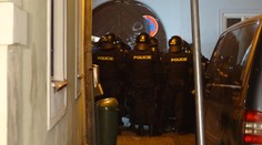 Policejní razie utnula v centru Prahy tajně otevřený klub se stovkou hostů