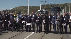 V Praze otevřeli nový most. Uleví hromadné dopravě, auta mají zákaz