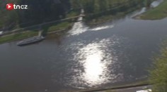 Letošní nejžhavější novinkou je raftování po Labi