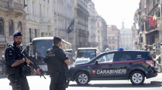 Čínský gang nutil migranty pěstovat marihuanu. Pak ji posílali poštou