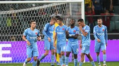 Místo do Barcelony nebo Paříže může jet Slavia do Gibraltaru. Tvrdík se těší