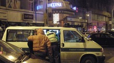 Vracela se pro kabelku do Lucerny, srazil ji taxík