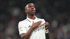 Bílý balet prohloubil krizi Valencie. Doma vyhrál 2:0 a dotahuje se na Barcelonu