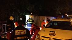 Žena chtěla skoncovat se životem skokem do Vltavy! Zachránil ji policista!