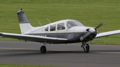 Instruktor za letu náhle zemřel, jeho pilot si myslel, že předstírá spánek