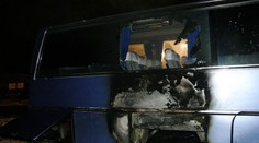 OBRAZEM: V Praze hořel autobus
