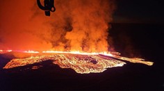 Sopka nedaleko Reykjavíku opět chrlí lávu. Úřady vyhlásily červený poplach