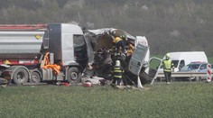 Soud začne řešit tragickou smrt silničářů. Řidiči hrozí až 6 let vězení