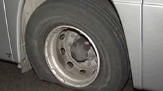 Před cestou na dovolenou dofoukněte pneumatiky na maximum! Radí odborník