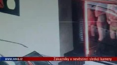 Zákazníky v nevěstincích budou sledovat kamery přímo v akci!