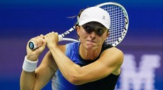 Proč přišla Šwiateková o pozici jedničky? Slavný McEnroe popisuje její slabiny