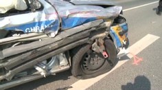 Saniťáci a policisté za volantem sestřelili dodávku. Jeli s MAJÁKEM