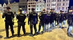 Po festivalu v Plzni se strhly rvačky. Létaly pěsti, zasáhnout musela policie