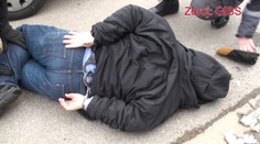 Policista zdrogoval kontrolora daní, aby ochránil podvodníky