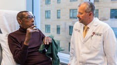 Pomahačův tým změnil další život! Tvář transplantoval prvnímu Afroameričanovi