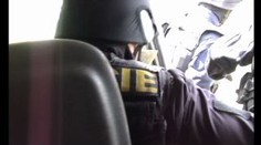 V přímém přenosu: zásah speciálního policejního komanda