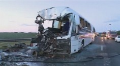 NEŠTĚSTÍ V ŘECKU: Tři Češi zahynuli v autobusu! Devět zraněných