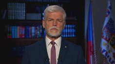 Prezident se v projevech stále zlepšuje. Jeho klidné vystupování je dar, hodnotí politolog