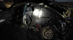 Srážku aut nepřežil 17letý mladík, další čtyři lidé jsou zranění