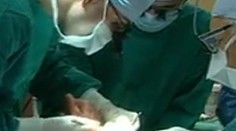Chirurgové a ortopedi kouzlí, dokáží přišít amputované ruce a nohy