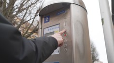 Řidiče v Chebu čekají výrazné změny. Parkování už nebude jako dřív