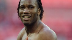 Drogba je z ďábla svatým - v rodném městě staví nemocnici