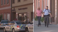 Zloděj přepadl muže se zbraní v ruce. Ukradl mu hodně peněz!
