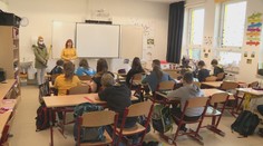 Pošta školám zvyšuje náklady o desetitisíce. Ministerstvo slibuje změnu