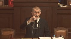 Drama ve Sněmovně: Babiš se pustil do Fialova zdraví, všichni vládní poslanci odešli