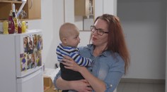 Drahota žene maminky s dětmi do azylových domů. Místa je ale málo