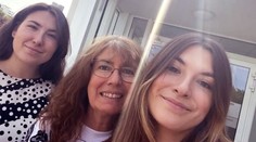 Maminka Jana bojuje s vzácným nádorem. Pojišťovny léčbu neplatí, vznikla sbírka
